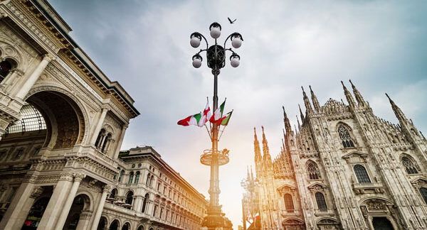 I-10-migliori-negozi-di-souvenir-in-Milano
