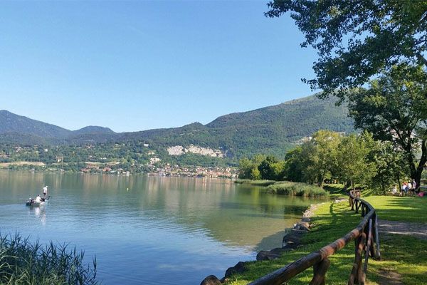 Lago de Pusiano