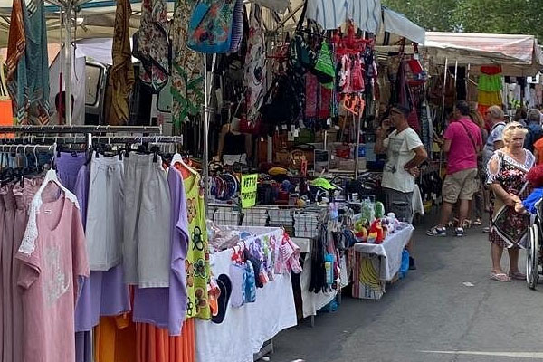 Mercato settimanale