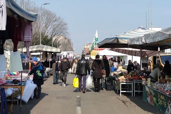 Saturday market