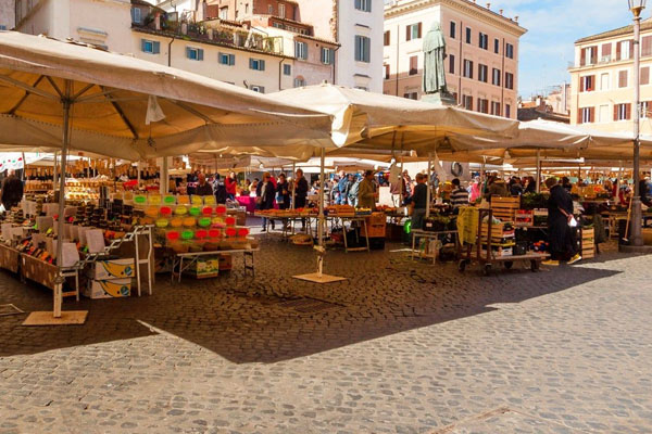 The Farmers' Market of Porta Romana